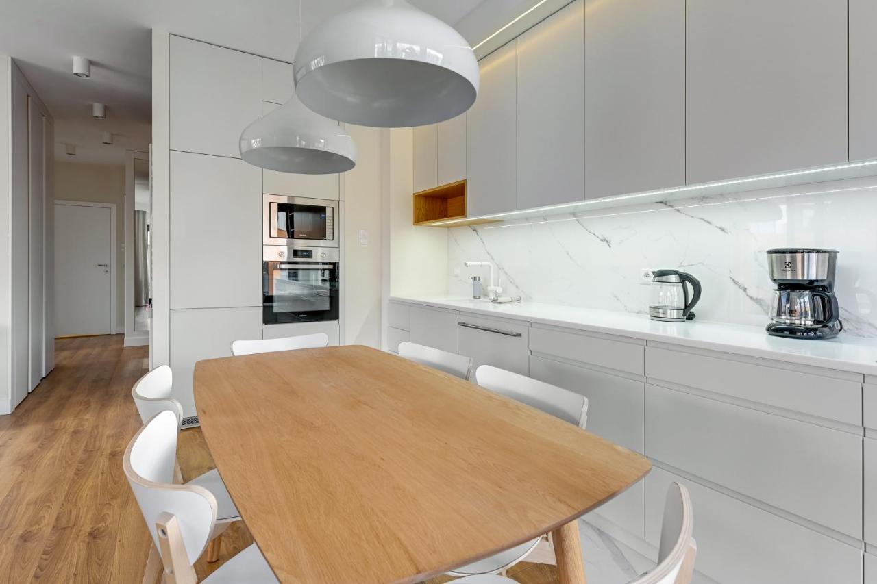 Premium Family & Business Old Town Riverside Apartment With Parking Гданьск Экстерьер фото